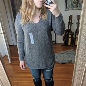 NWT Old navy Vneck tunic sweater